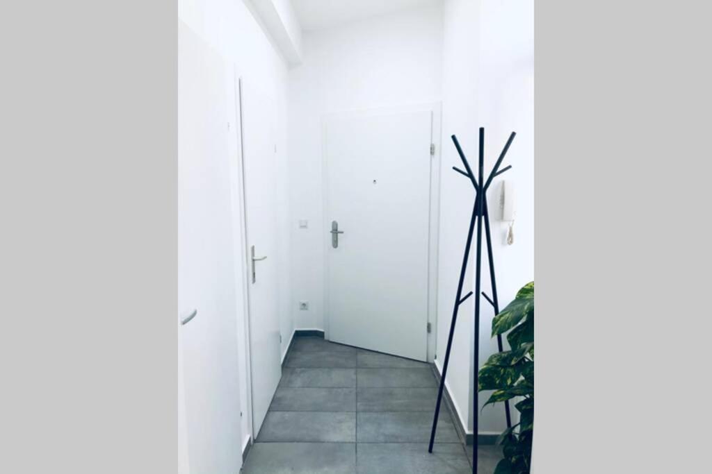 Gemuetliche Wohnung Wien Stadthalle Exterior foto